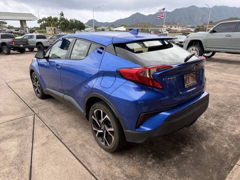 2022 Toyota C-HR XLE