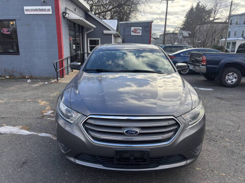 2014 Ford Taurus SEL