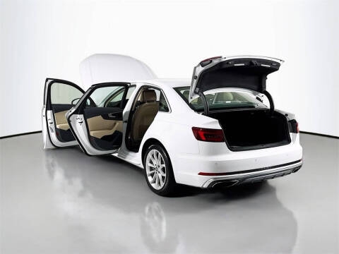 2019 Audi A4 quattro Premium Plus 45 TFSI