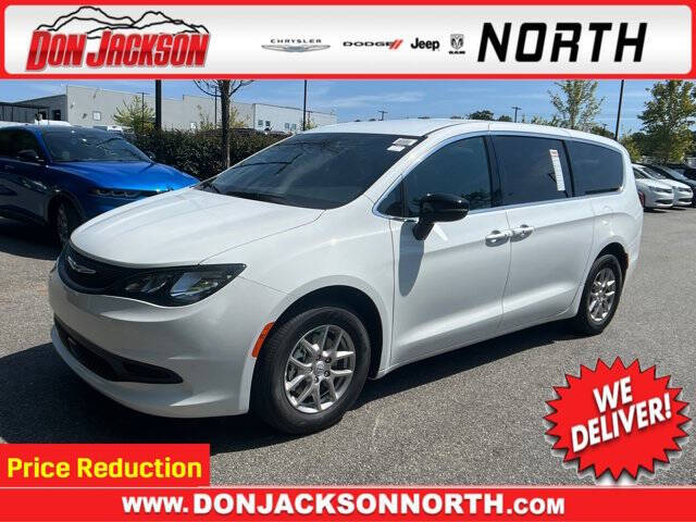 2026 Chrysler Voyager LX