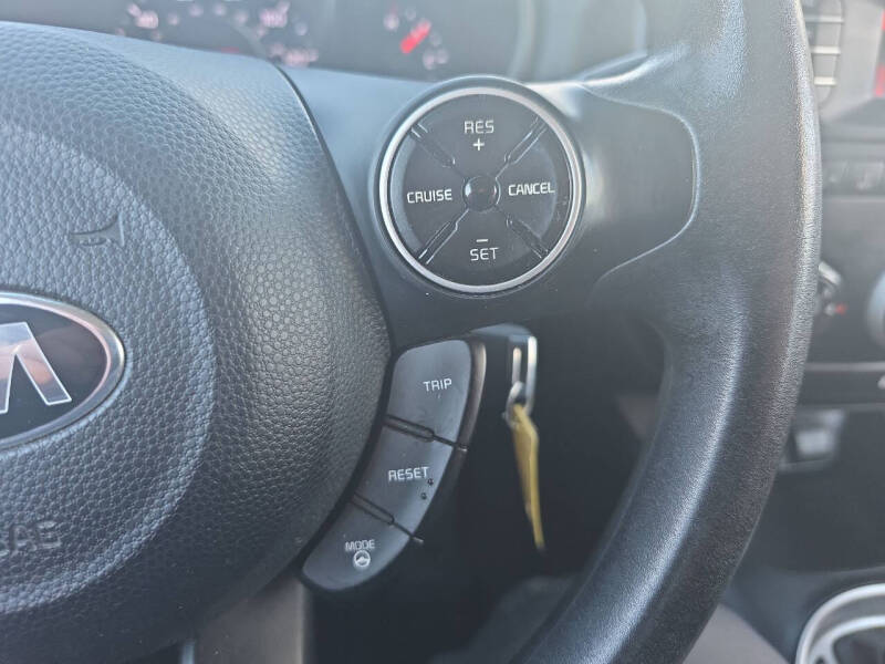 2015 Kia Soul +