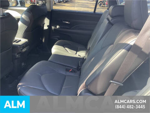 2025 Toyota Grand Highlander Hybrid XLE