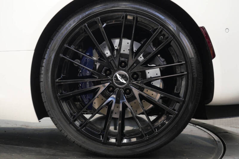 2020 Aston Martin DBS Superleggera