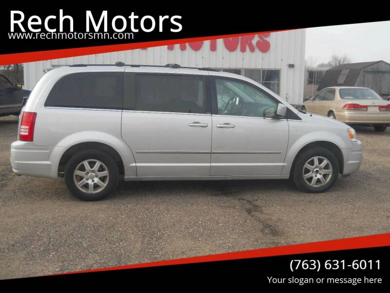2009 Chrysler Town and Country for sale at Rech Motors in Princeton MN