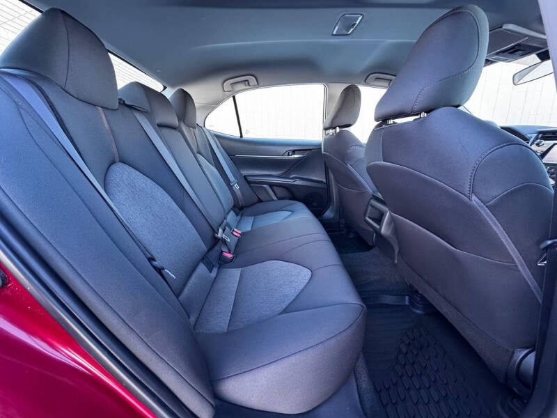 2019 Toyota Camry LE