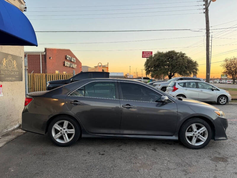 2012 Toyota Camry SE