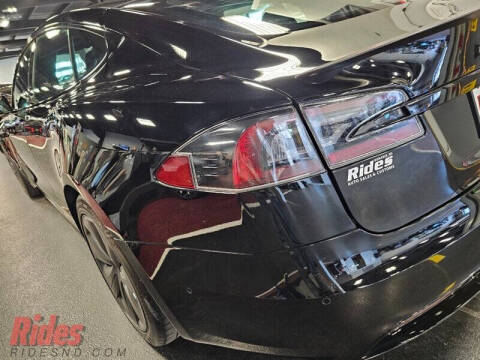 2021 Tesla Model S Plaid