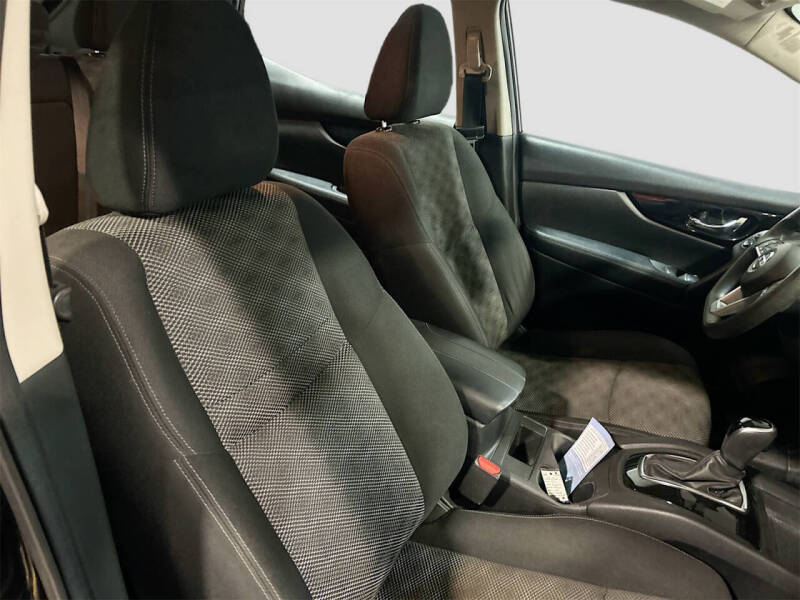 2020 Nissan Rogue Sport SV