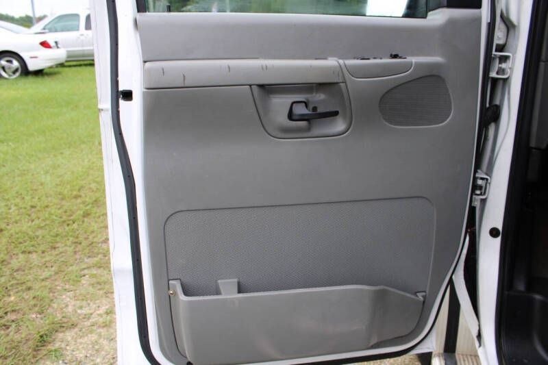 2007 Ford E-Series E-350 SD XLT