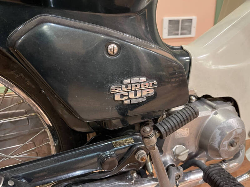 1998 Honda Super Cub Custom C90E