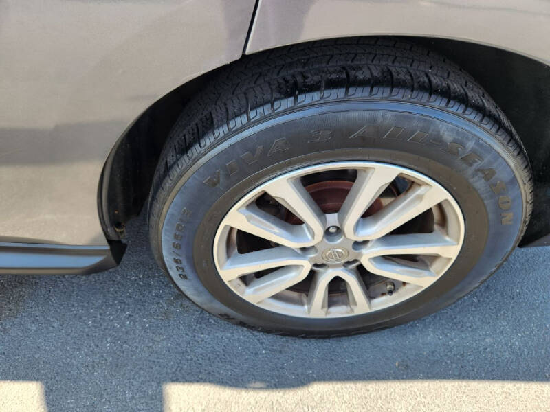 2015 Nissan Pathfinder S