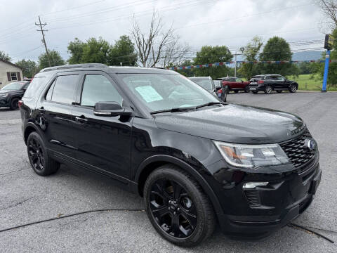 2019 Ford Explorer Sport Photo