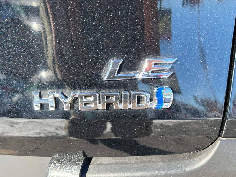 2025 Toyota Sienna LE 8-Passenger