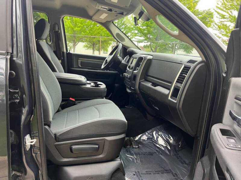 2021 RAM 1500 Classic SLT