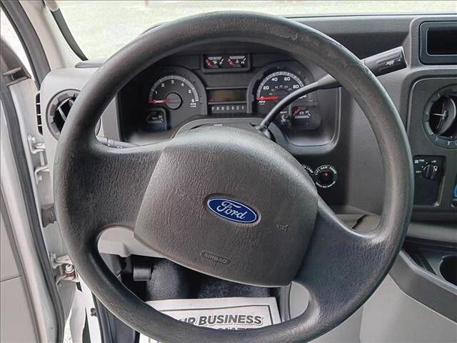 2018 Ford E-Series E-350 SD