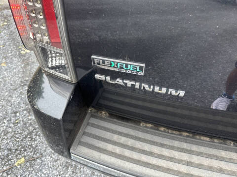 2012 Cadillac Escalade Platinum Edition