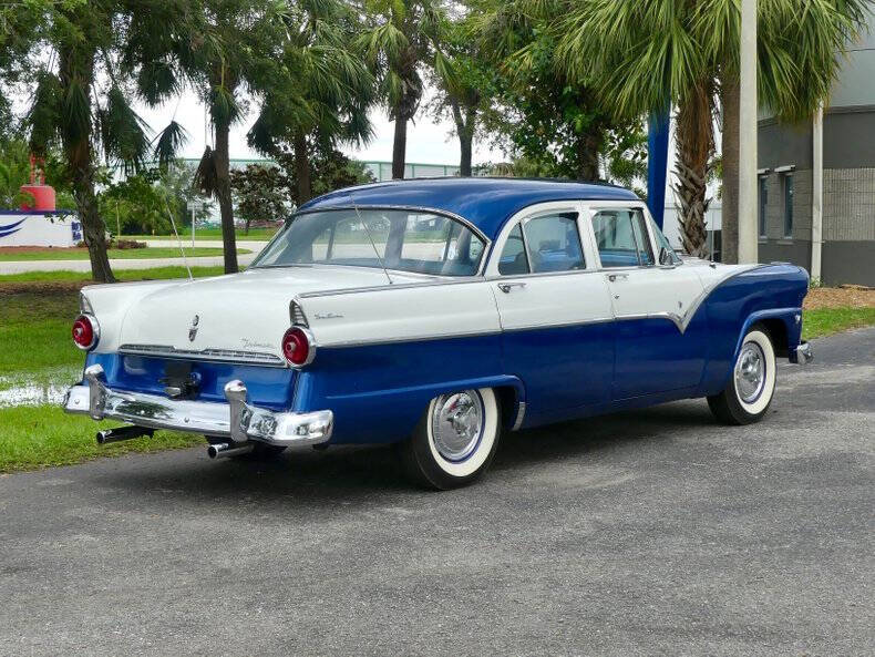 1955 Ford Fairlane