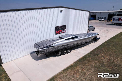 2019 Outerlimits SV43