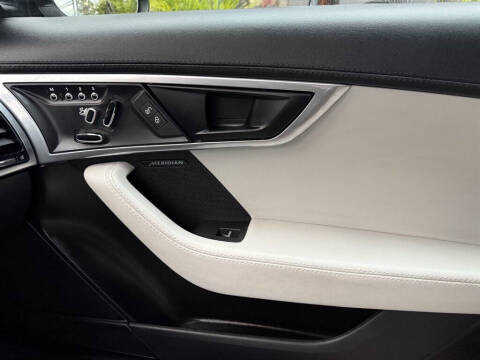 2018 Jaguar F-TYPE 340HP