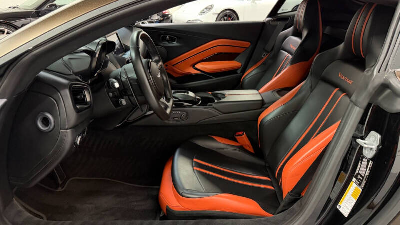 2021 Aston Martin Vantage
