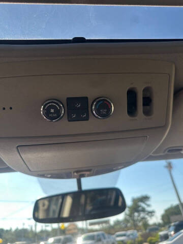 2014 Nissan Armada SV