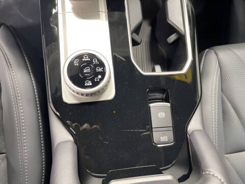 2026 Mitsubishi Outlander Black Edition