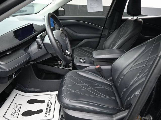 2024 Ford Mustang Mach-E Select