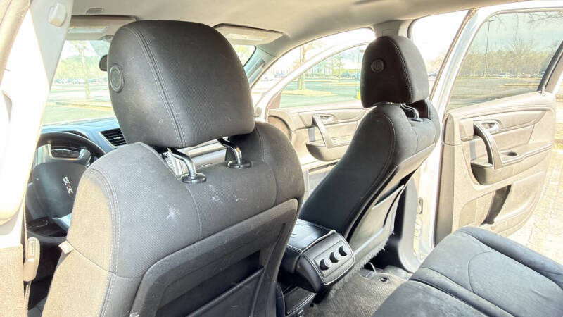2016 GMC Acadia SLE-1