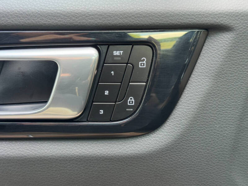 2022 Porsche Cayenne