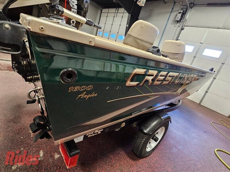2003 Crestliner 1600