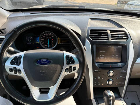 2012 Ford Explorer XLT