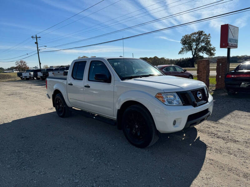 2018 Nissan Frontier SV photo 9