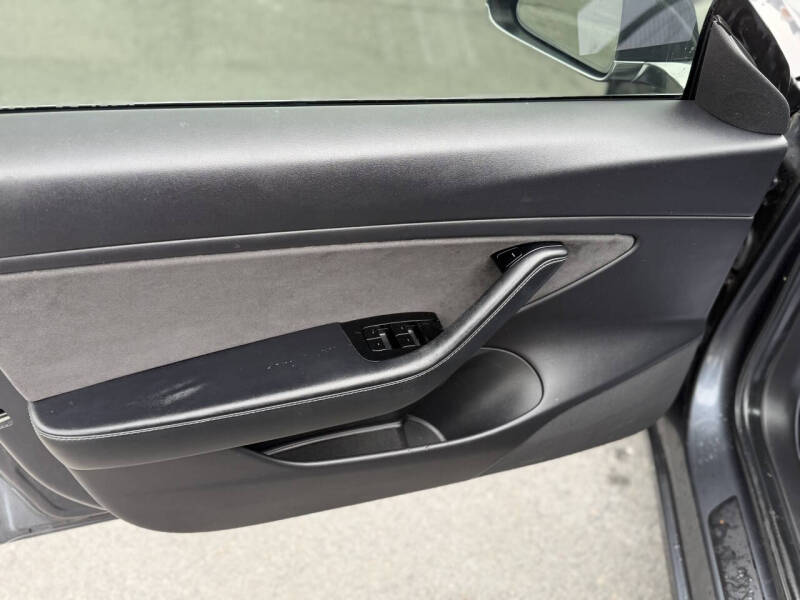 2019 Tesla Model 3 Performance