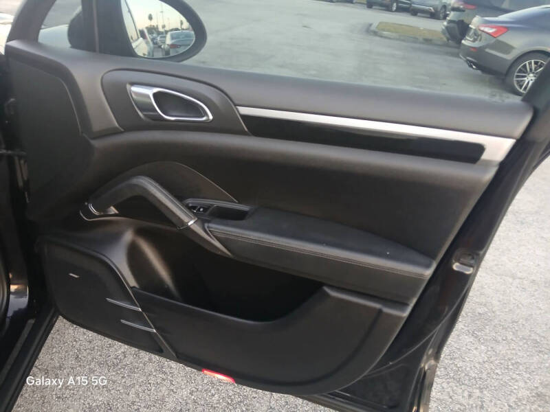 2011 Porsche Cayenne Tiptronic