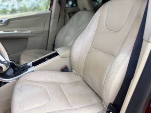 2016 Volvo XC60 T5 Drive-E Premier