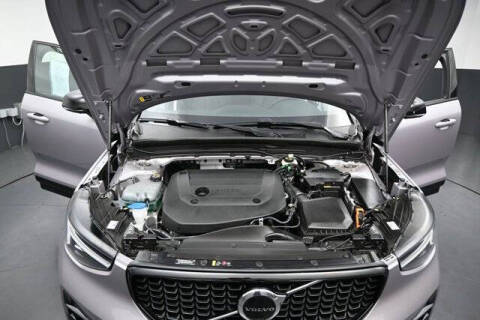 2026 Volvo XC40 B5 Plus