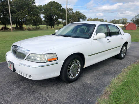 2009 Lincoln Town Car for sale at Champion Motorcars in Springdale AR