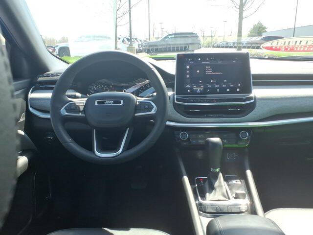 2023 Jeep Compass Latitude Lux