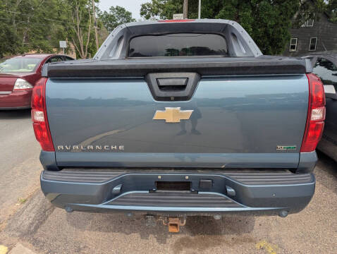 2011 Chevrolet Avalanche LT
