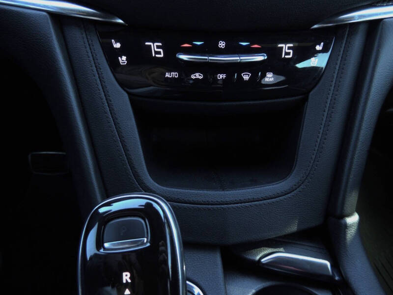 2020 Cadillac XT5 Sport