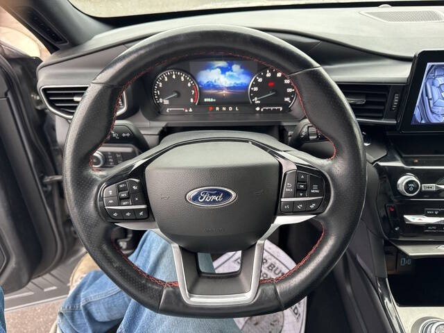 2022 Ford Explorer ST-Line