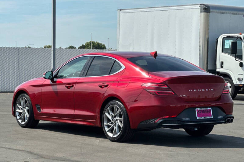 2022 Genesis G70