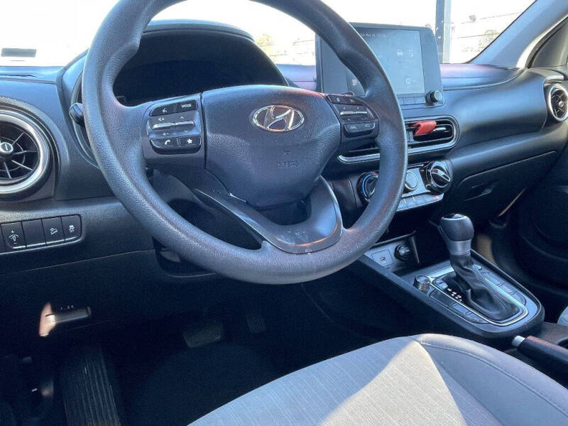 Used 2023 Hyundai Kona SEL with VIN KM8K6CABXPU956755 for sale in Knoxville, TN