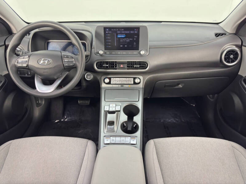 2023 Hyundai Kona Electric SE