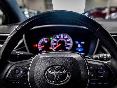 2020 Toyota Corolla Hatchback SE