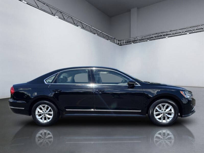 2016 Volkswagen Passat