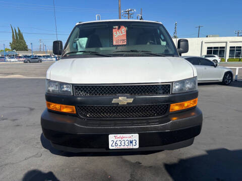 2021 Chevrolet Express 2500