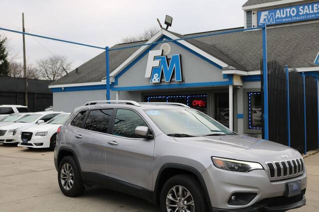 2019 Jeep Cherokee for sale at F & M AUTO SALES in Detroit MI