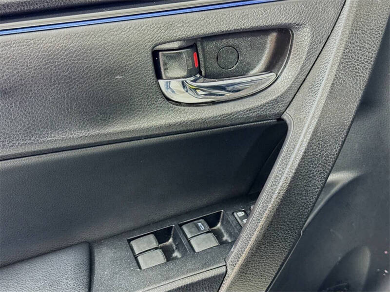 2017 Toyota Corolla SE