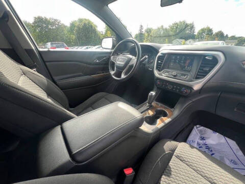 2017 GMC Acadia SLE-1